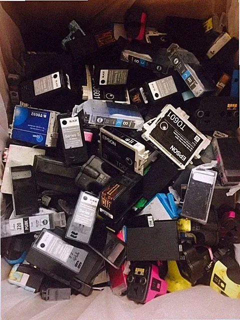 Mix lot of 1000 + Virgin & Non Virgin Empty Ink Cartridges for Rewards